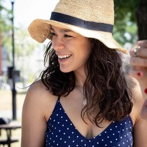 Meet your Posher, Gabrielle